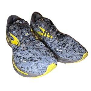 Brooks Adrenaline GTS 23 Size 15